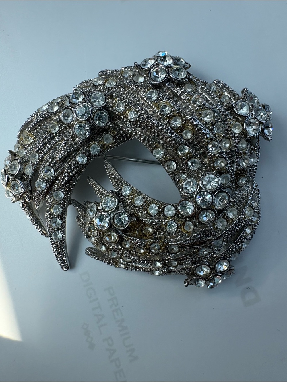 Rhinestone Floral Swirl Hair Brooch - Silver Crystal